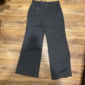 Lululemon size 8